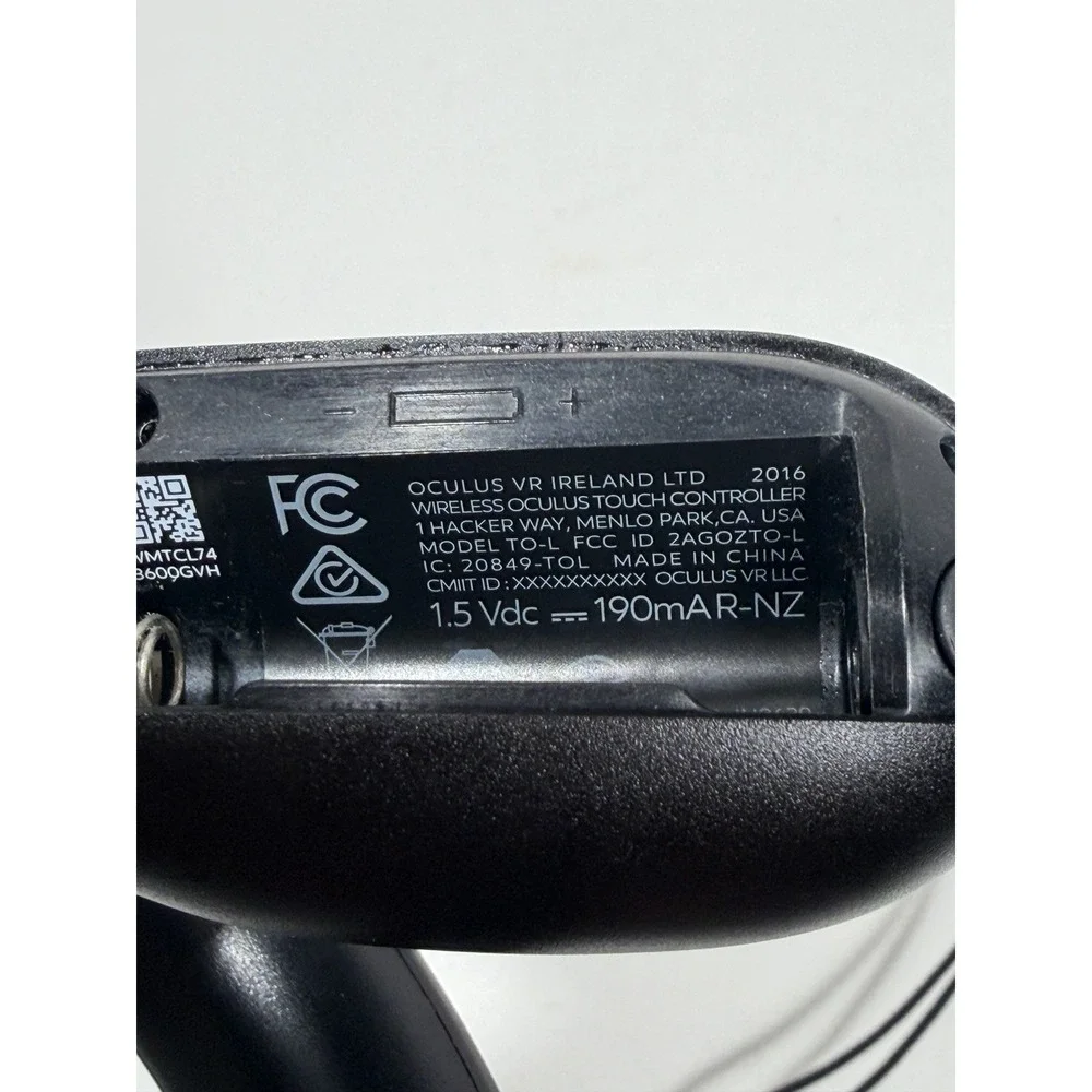 Pair Oculus TO-A Handset Pair TO-L and TO-R Wireless Touch‎ Controllers for Rift